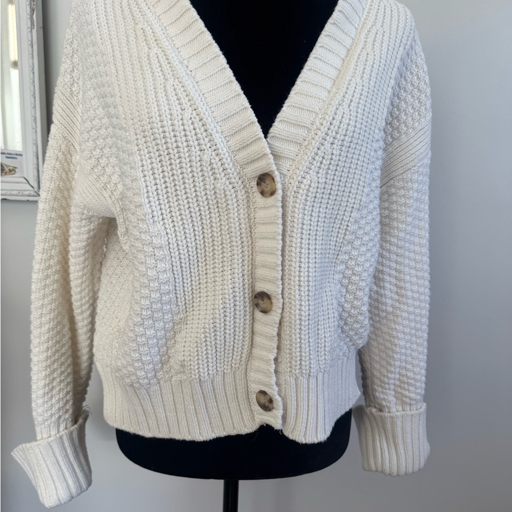 Abercrombie & Fitch Cream Knit Cardigan